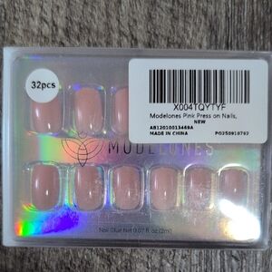 Modelones Pink Press-On Nails